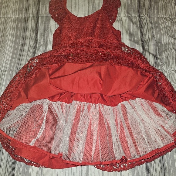 Laura Ashley Girls Red Lace Fit & Flare Dress Size 6 Floral Bow Accents - Picture 6 of 12